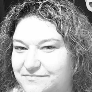 Meet your Posher, Val